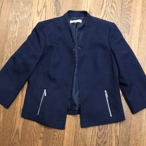 Kasper 12 ladies navy blue tweed jacket, matches the tweed dress I listed